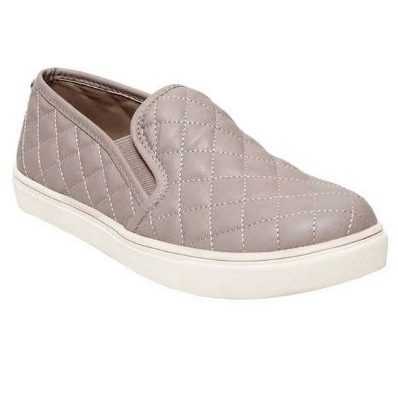 Steve Madden Vegan Leather Quilted Slip-Ons Sneakers Shoes 8.5 Taupe ECENTRCQ - Picture 1 of 8